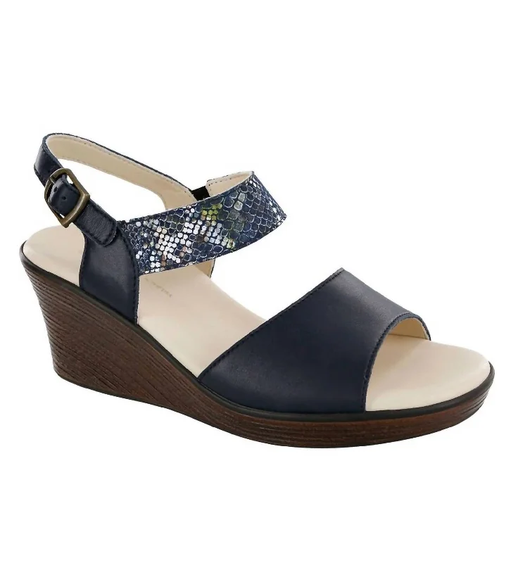 Weekend Special Heather Sandal - Medium In Navy/multisnake