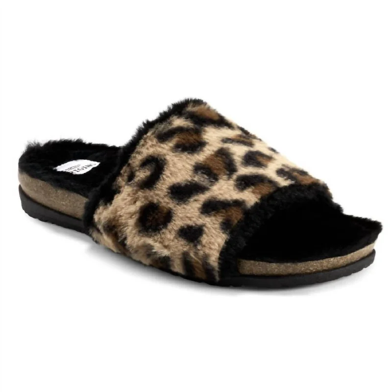 Great Deal Olli Sandal In Leopard