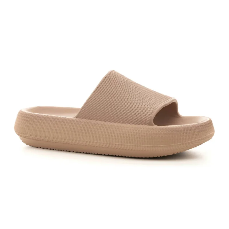 Weekend Offers That Shine Parasail Slip On In Nude