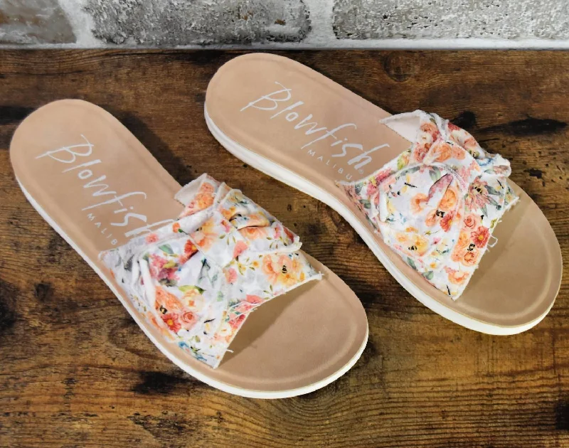 Special Buy Saturn Sandals In Off-White