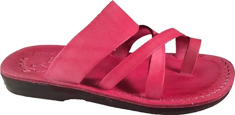 Weekend Deals That Excite The Good Shepherd Slide Sandal In Pink