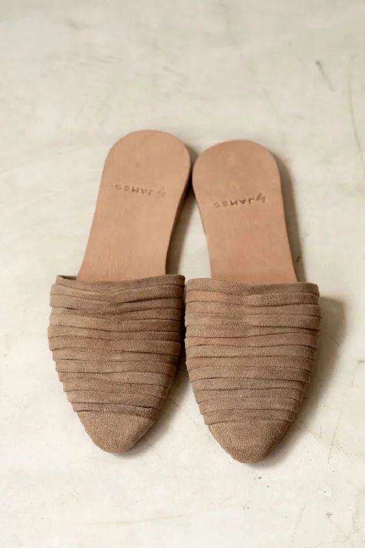 Mega Sale Women's Sloan Pointed Toe Slides In Beige