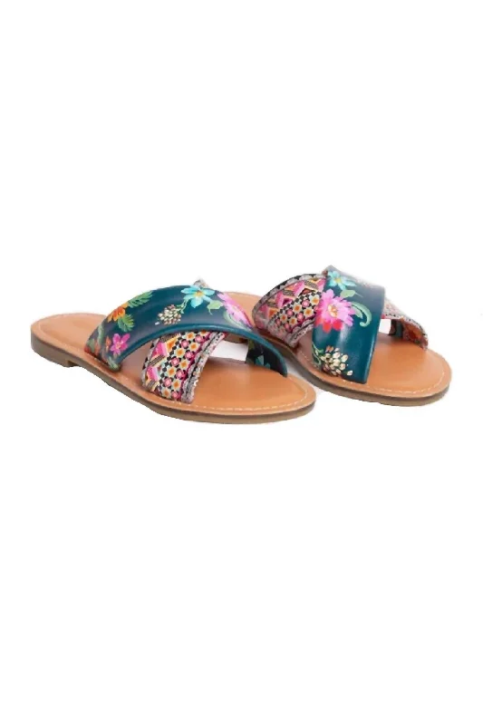 Final Clearance Women's Sonoma Cross Sandal In Multi