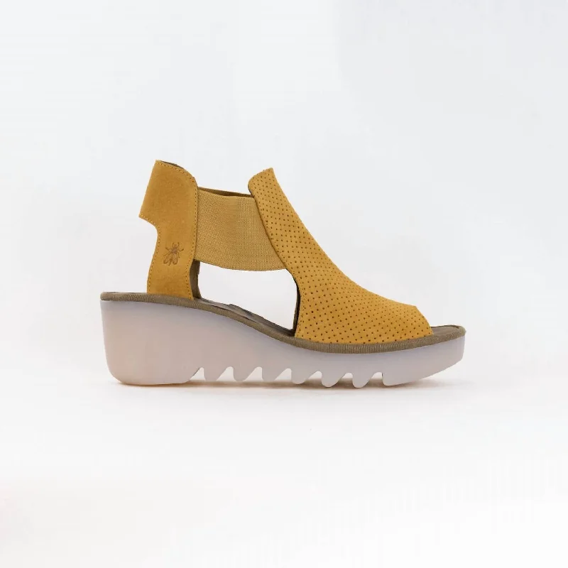 Online Only Women's Wedge Sandal In Honey Suede