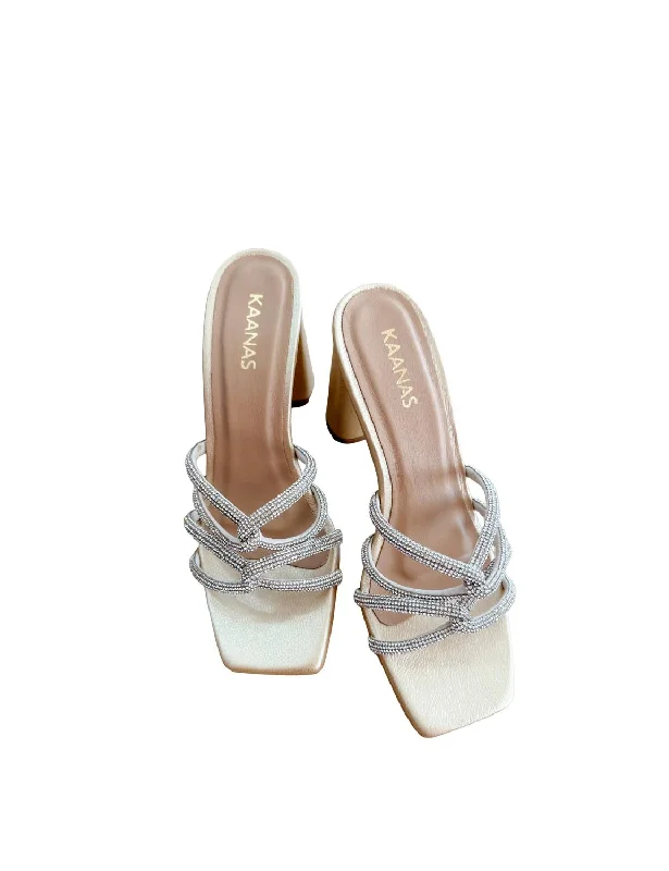 Snag The Best Bargains Before They're Over Women Dresden Strappy Heel Sandal In Silver